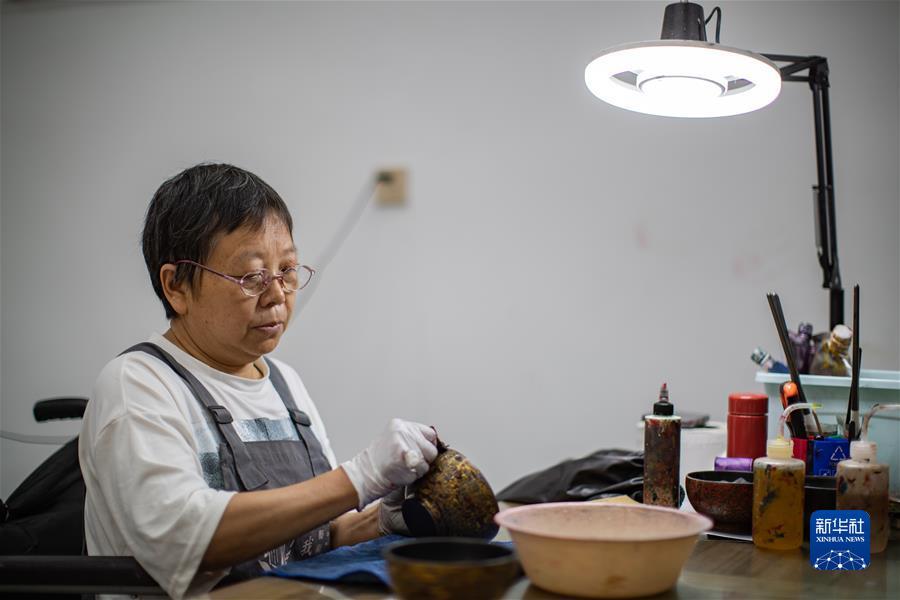 奔驰宝马电玩城在线